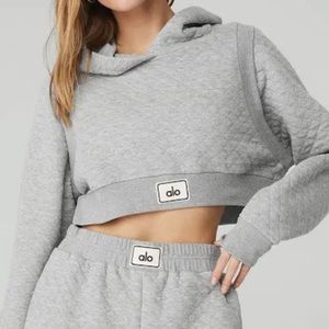 Alo quilted cropped hoodie